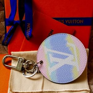 Louis Vuitton Pastel Pink Escale Key Charm Holder